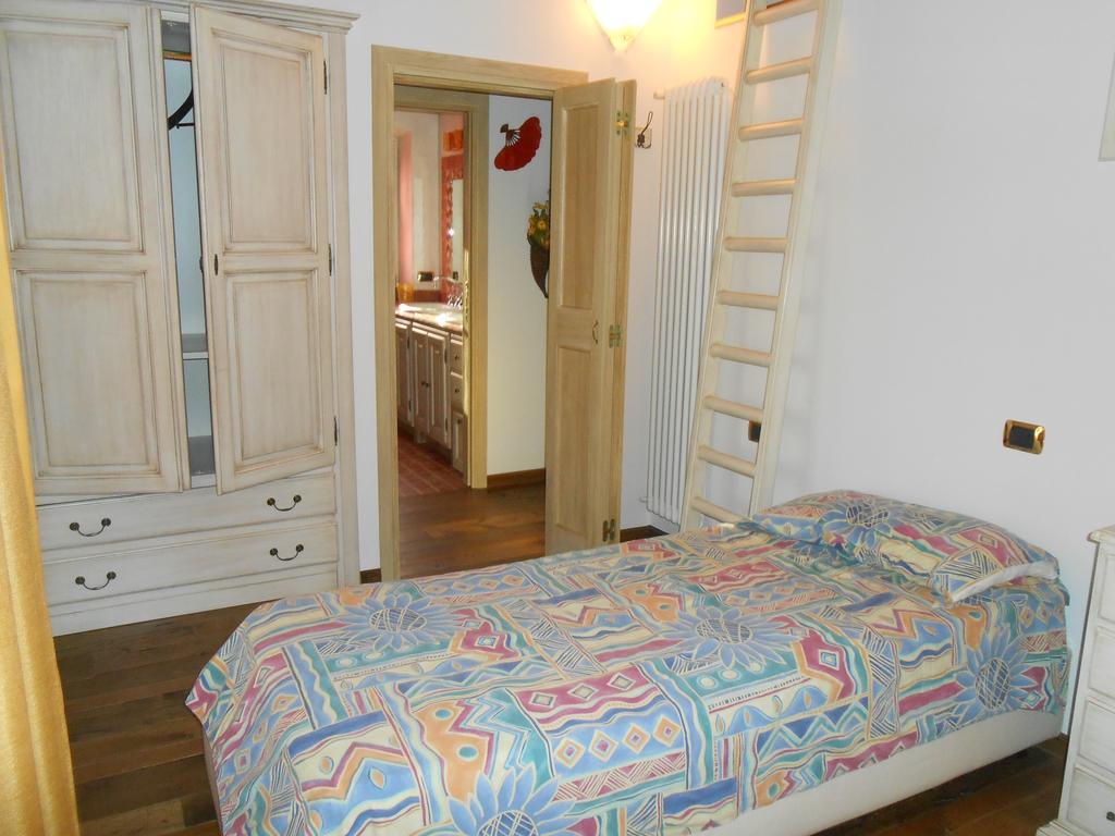 Agriturismo Circugnano Grassina Habitación foto